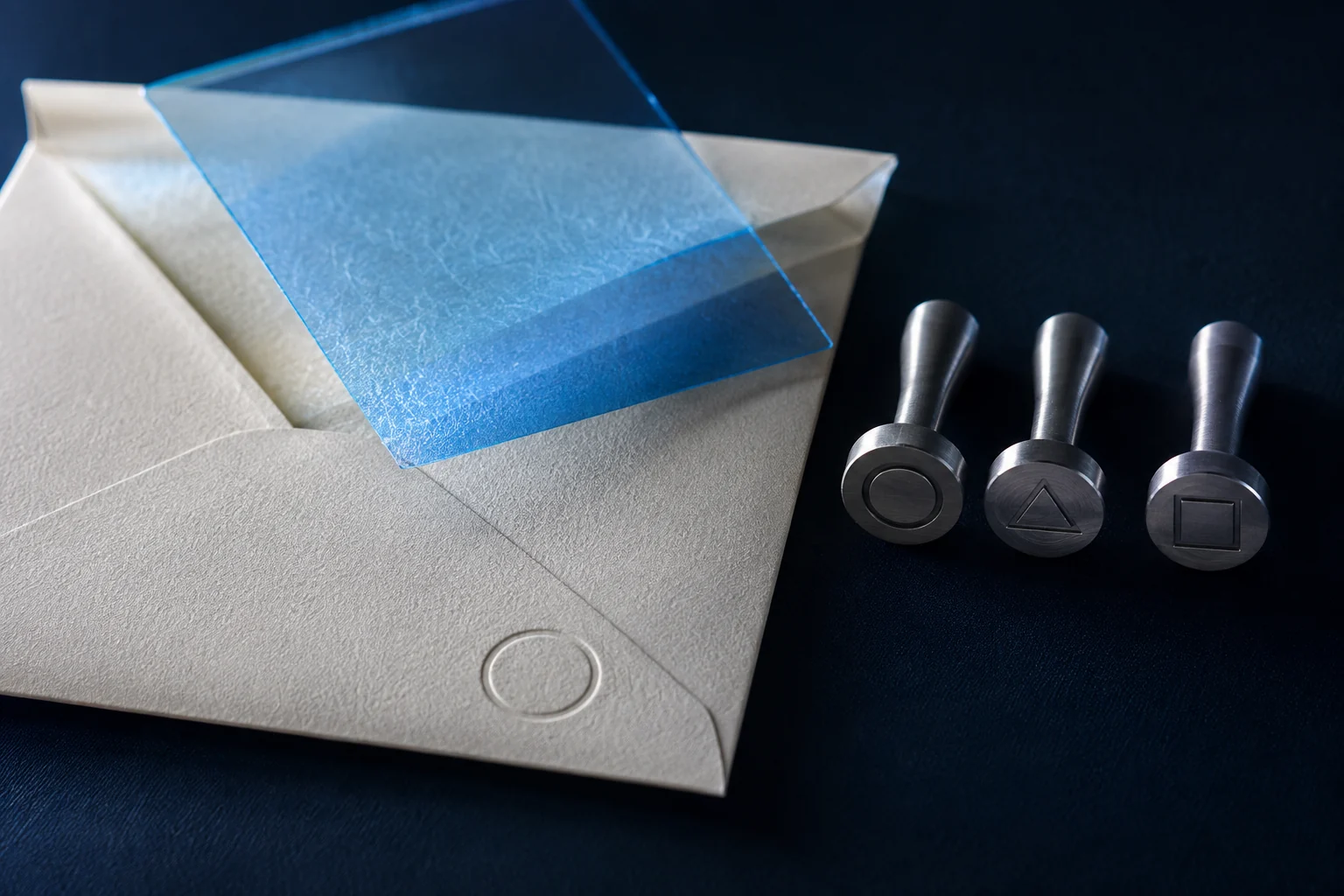 Universo visual de Email Trust Check